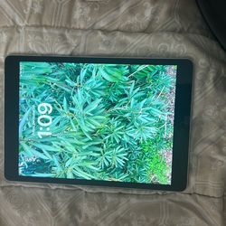 iPad 9th Gen 256 GB For sale !!