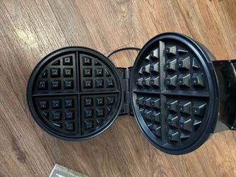 Waffle maker