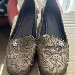 Brighton Womens Leather Embossed Flower Alcott Brown Loafer Shoes sz 9.5 