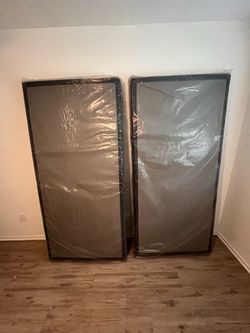 Never used king size bed spring