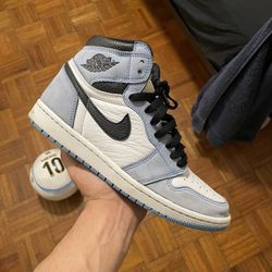 University Jordan 1s Size 8