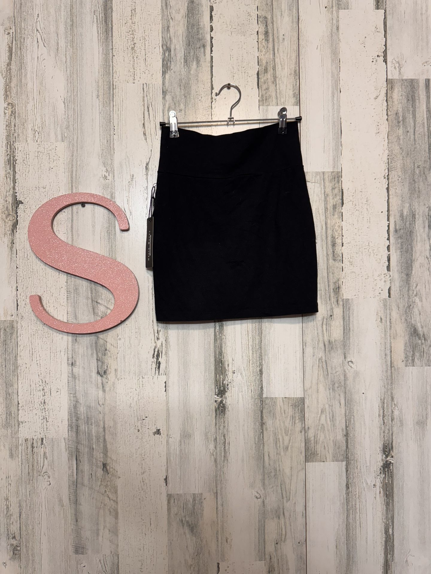Black pencil mini skirt size small