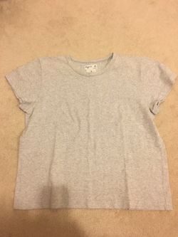 Girls T-shirt size Med