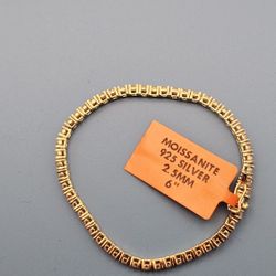 💎 6” MOISSANITE TENNIS BRACELET – 2.5MM – 4.5 CTW (925 SILVER / GOLD VERMEIL)