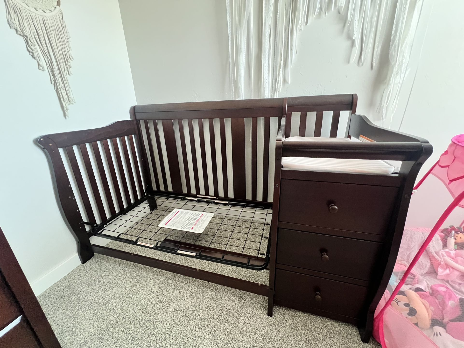 Crib