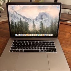 MacBook Pro  (macOS Sierra, 2.9 GHz Intel i7, 16 GB RAM, integrated graphics) 