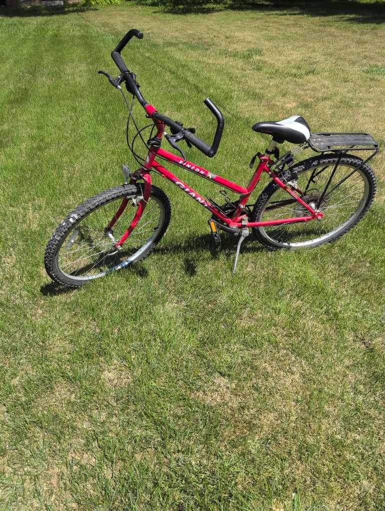 Giant Bike, 26-In Tires, Women's Bicycle, 16-in Frame