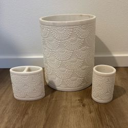 Bathroom Set Organizers / Trash Bin 