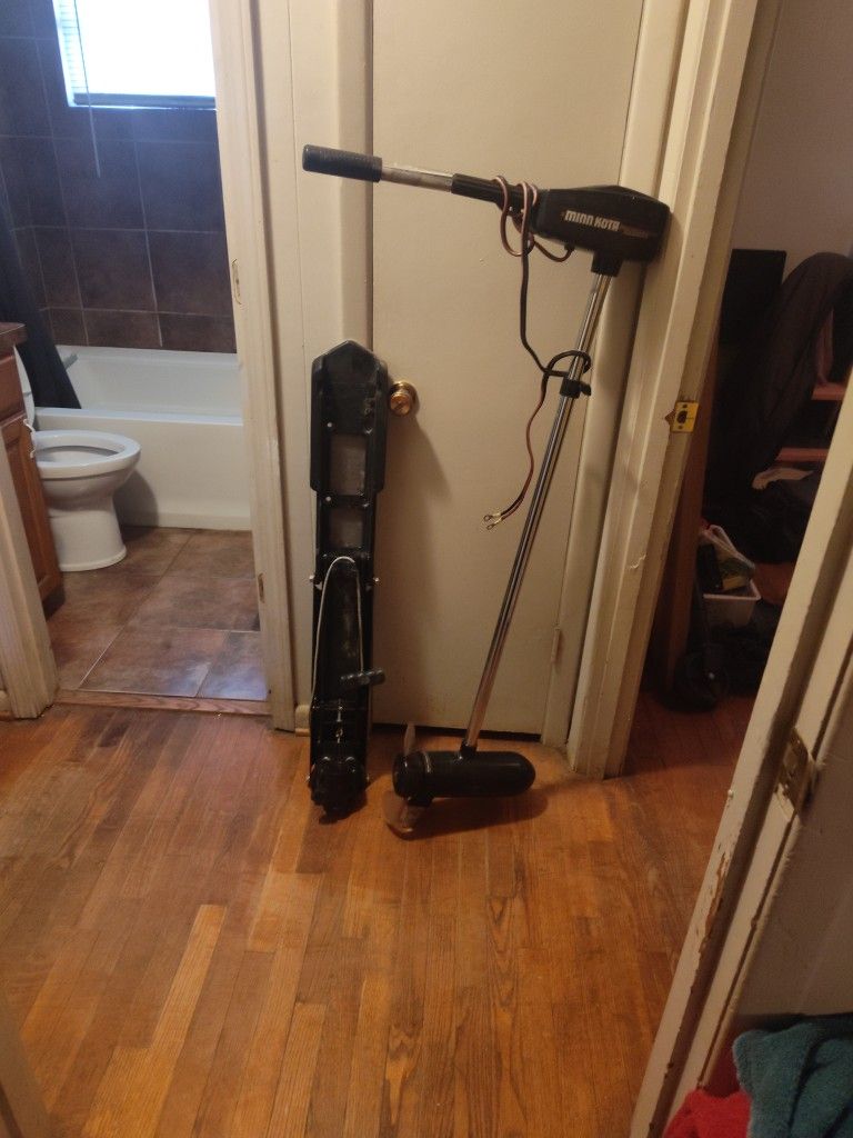 Minn Kota Mag36rm 36lbs.Thurst5speed Trolling Motor Marine Mount On Boat... Excellent Condition 5 Speed 100.00$ Or Best Offer