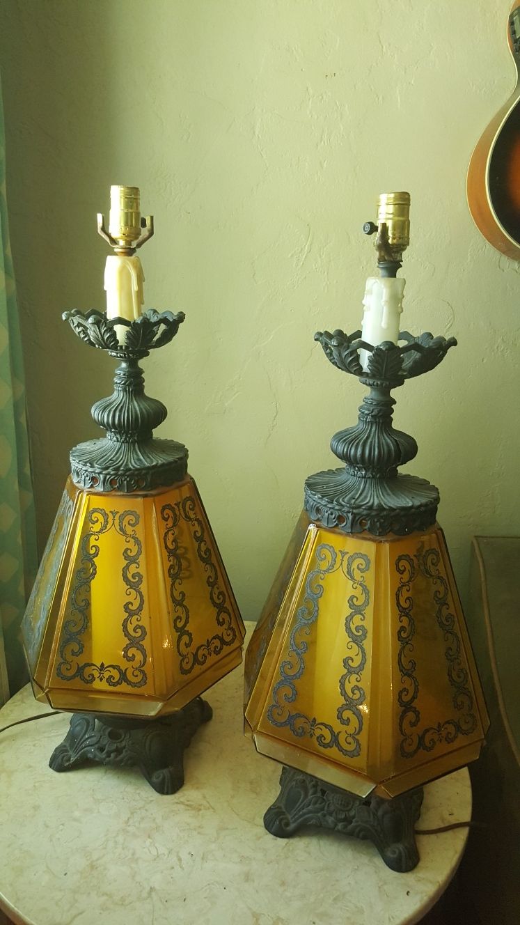 Antique set of lamps