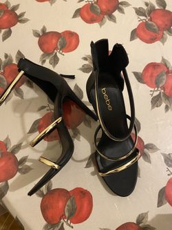 Gorgeous Bebe heels. New.