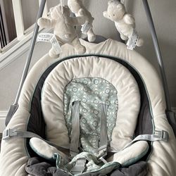 Graco Baby Swing