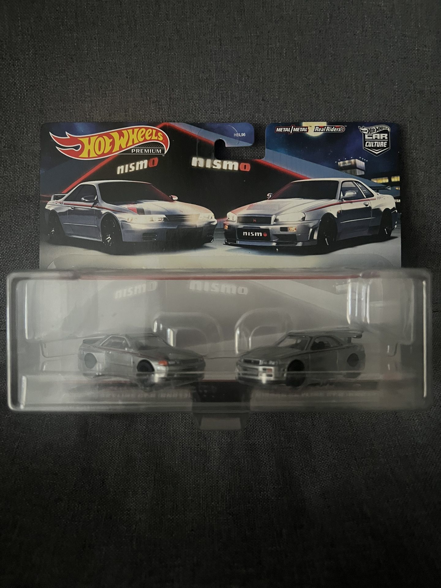 Hot Wheels Premium Skyline Lot