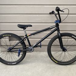 24” BMX Specialized