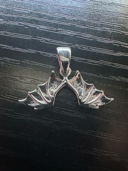 Hard jewelry DEATHWING pendant