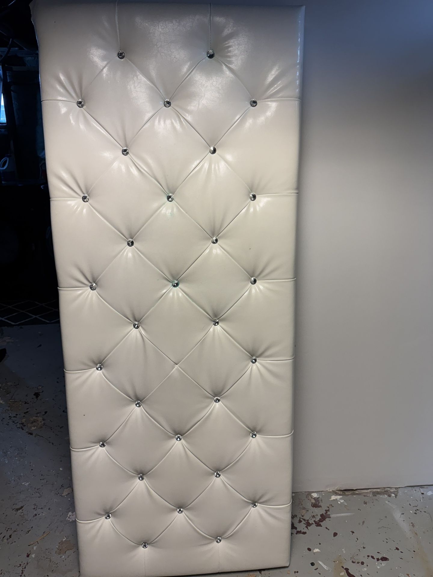 Free Headboard