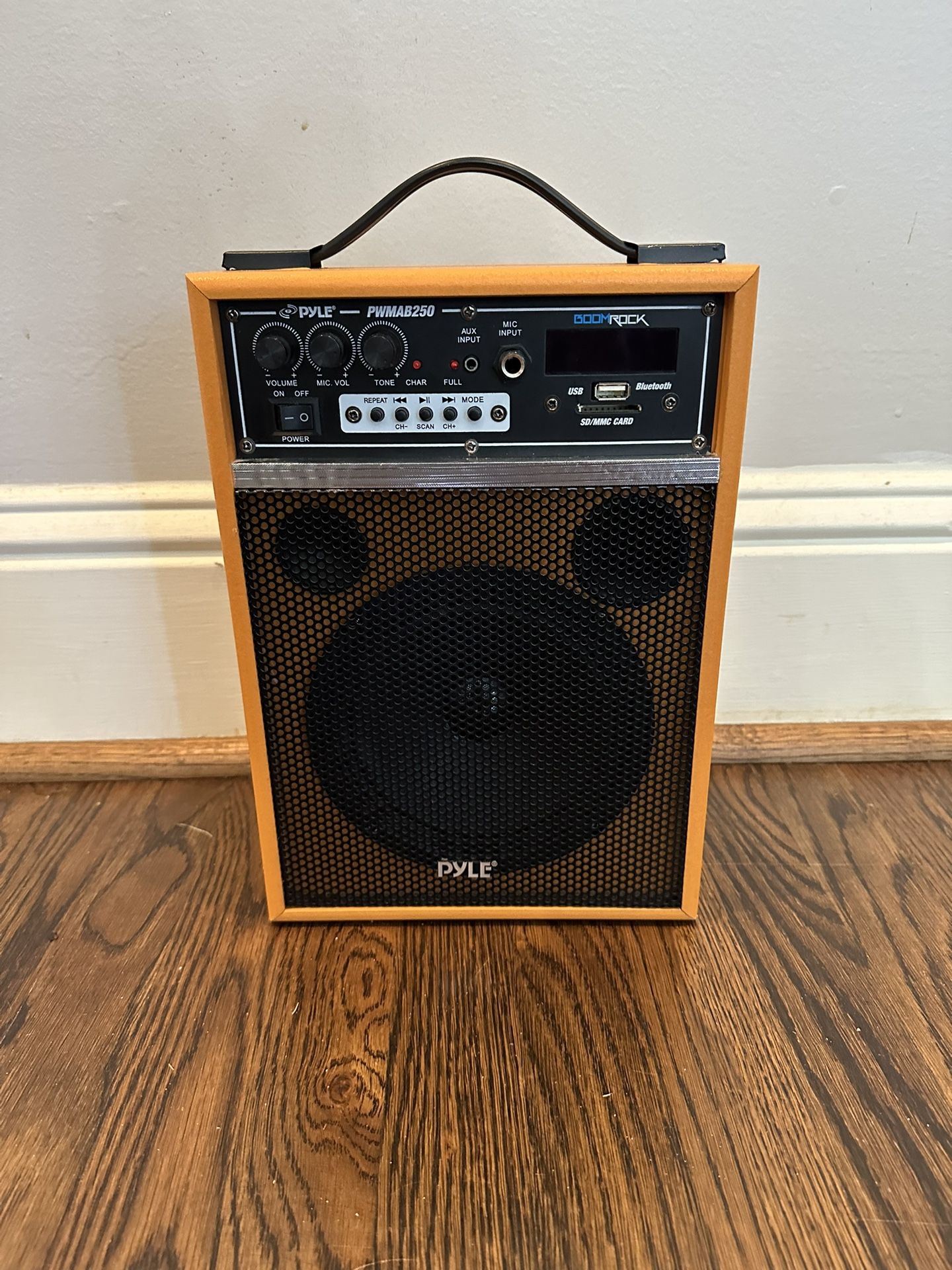 Pyle Pro PWMAB250OR 6.5" 300 Watt Powered Portable PA Speaker (Orange)
