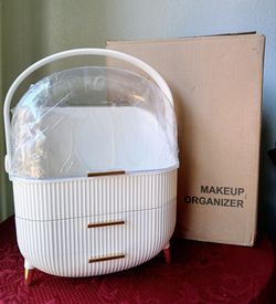Makeup Organizer