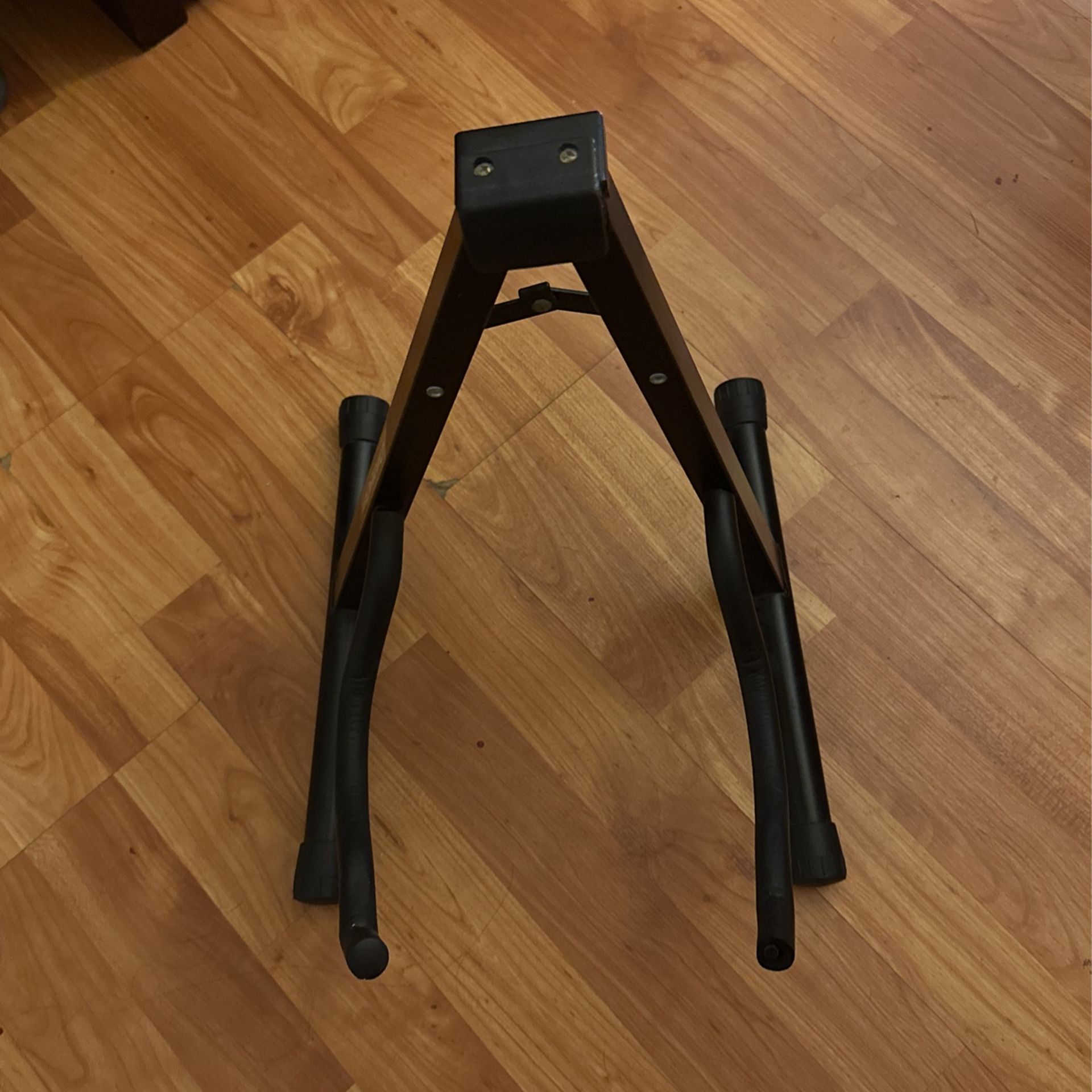 Guitar Stand