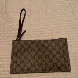 Gucci Clutch 