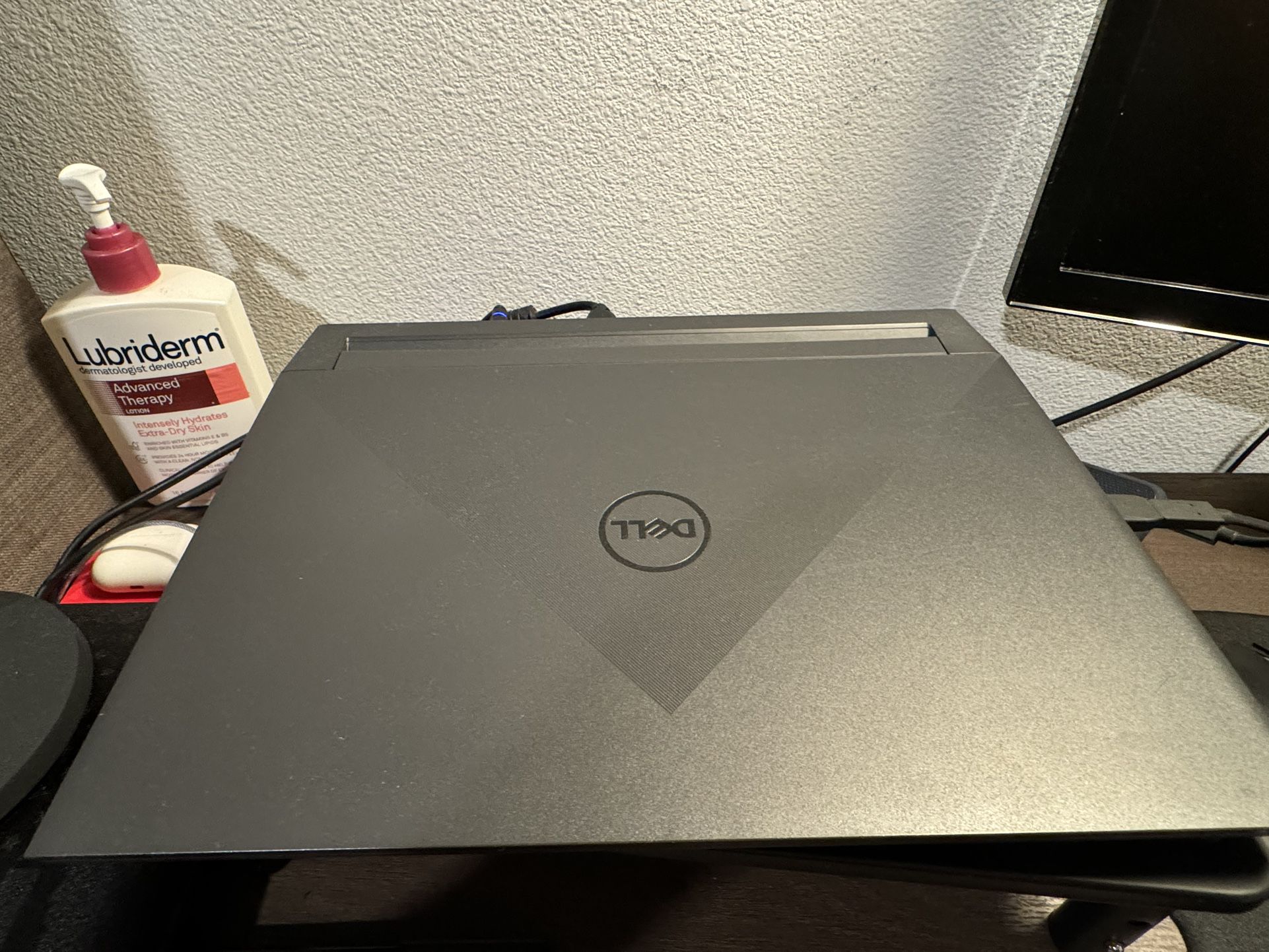 Dell Laptop G15 5511