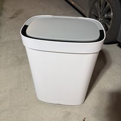 SONGMICS Kitchen Trash Can, 17.2-Gallon (65 L) Motion Sensor Garbage Can, Stainless Steel Trash Bin,