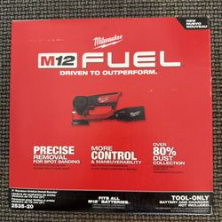Milwaukee M12 Detail Sander