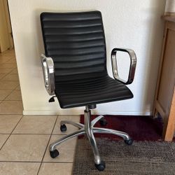 Crate & Barrel Office Chair 