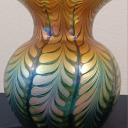 Vintage Lundberg Studios Art Glass Gold Feathered Iridescent Vase Signed 050473