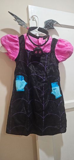 Vampirina costume size 4