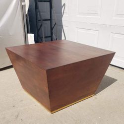 Coffee Table  - Excellent Condition 