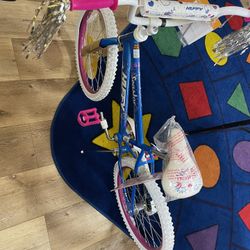 Brand New Huffy Bike (girls) 