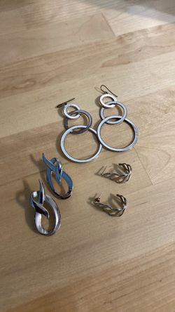 3 set silver earrings