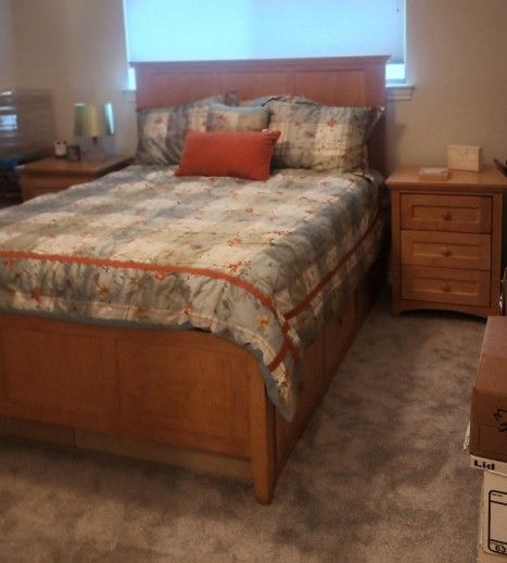 Queen Size Bedroom Set