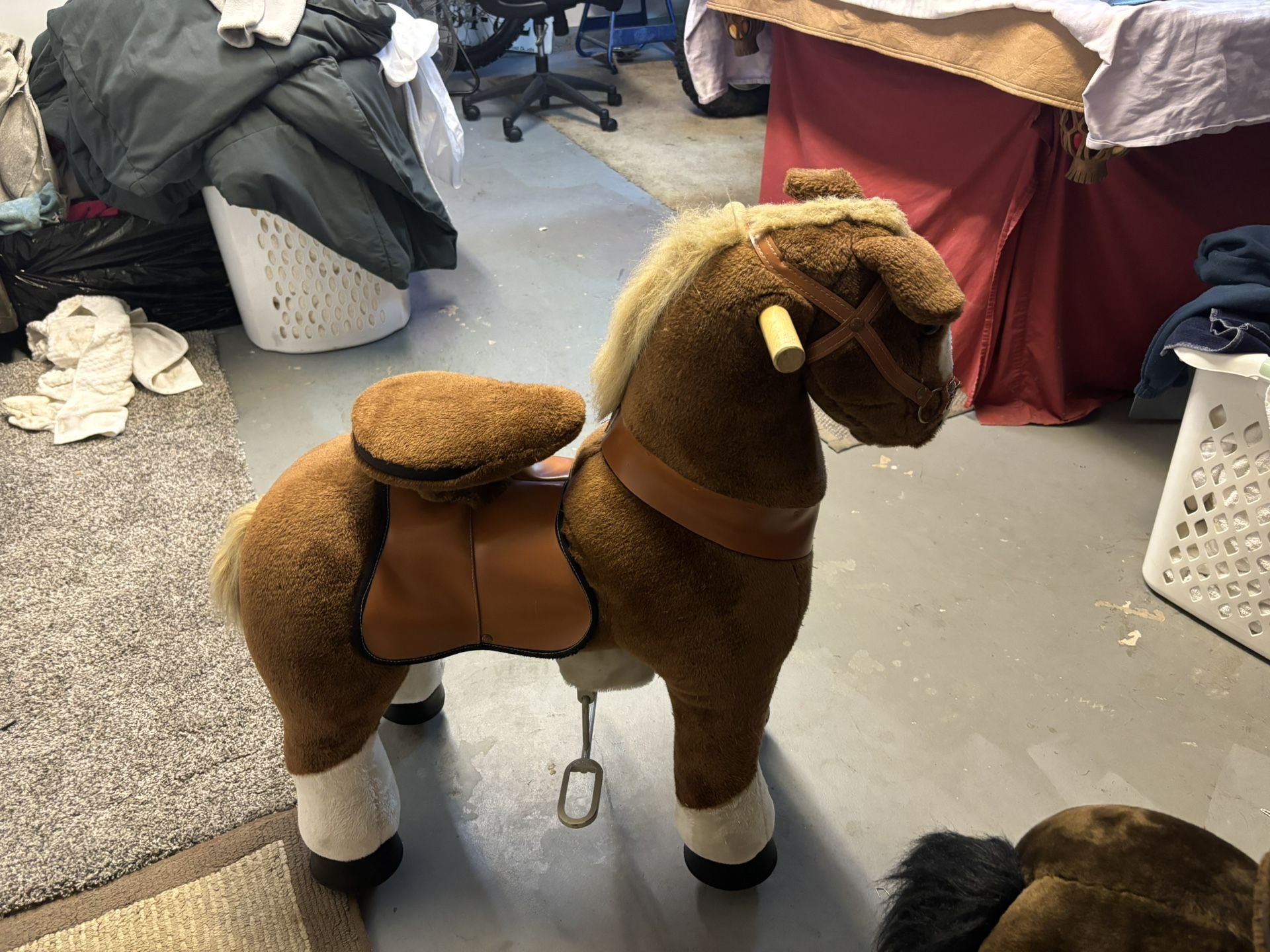 PONY CYCLE RIDING HORSe TOY