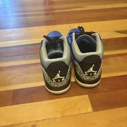 Royal Blue Jordan 3s