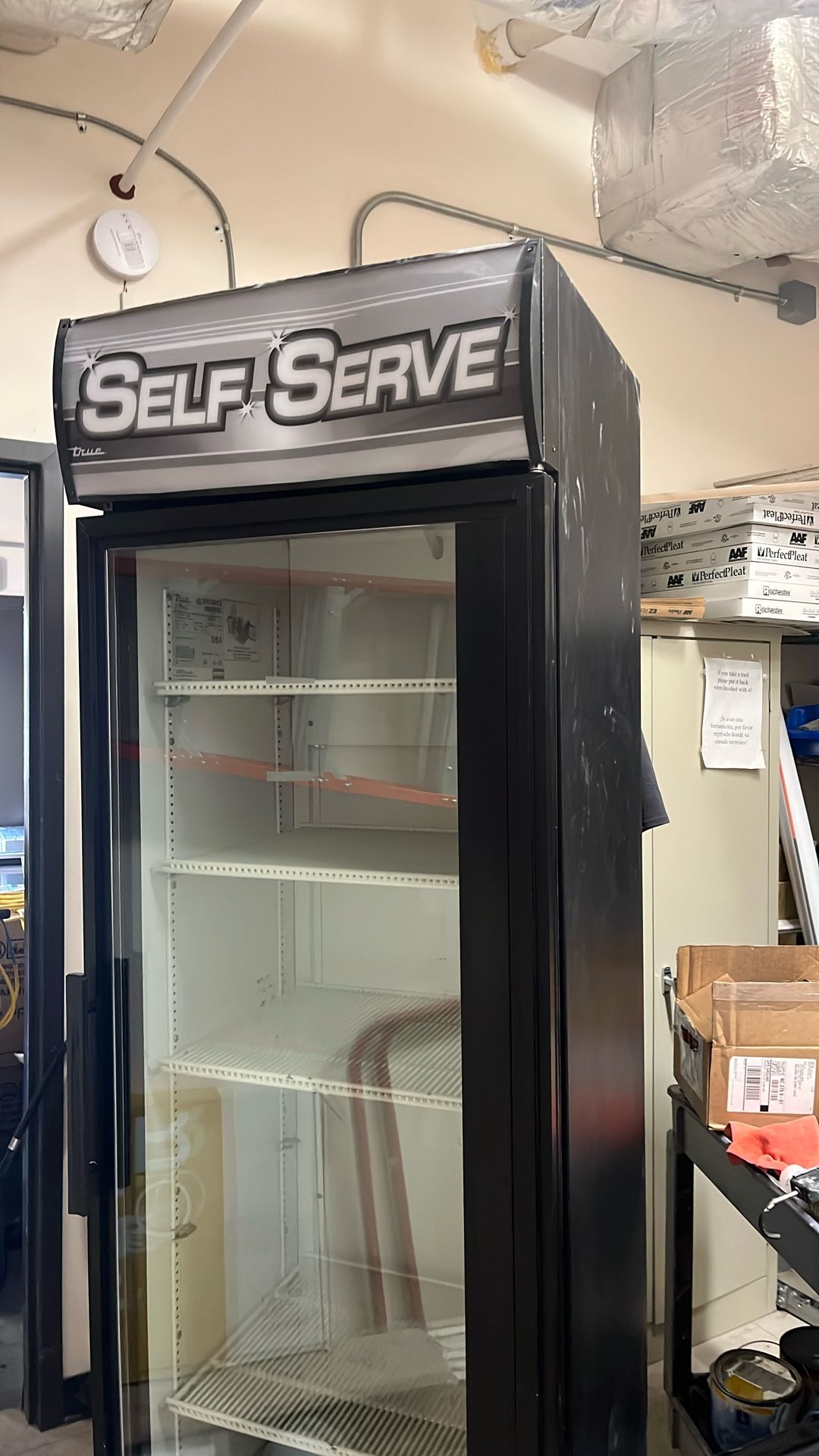 Commercial Refrigerator She Need Only Freon Good Condition. She Don’t Have Any Problem Only Freon