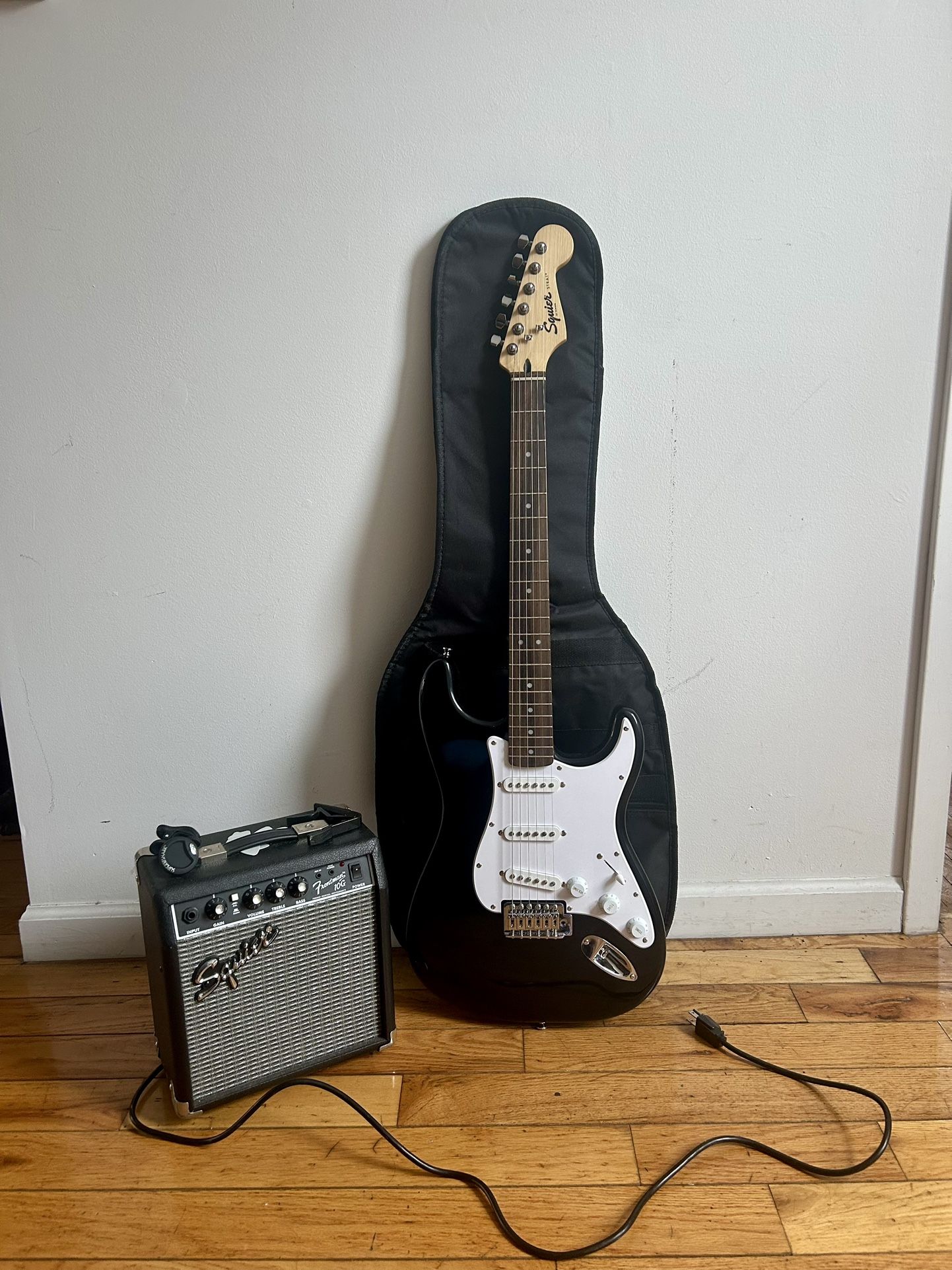 Fender Squier Strat Guitar + Amp & Accessories – Like New!