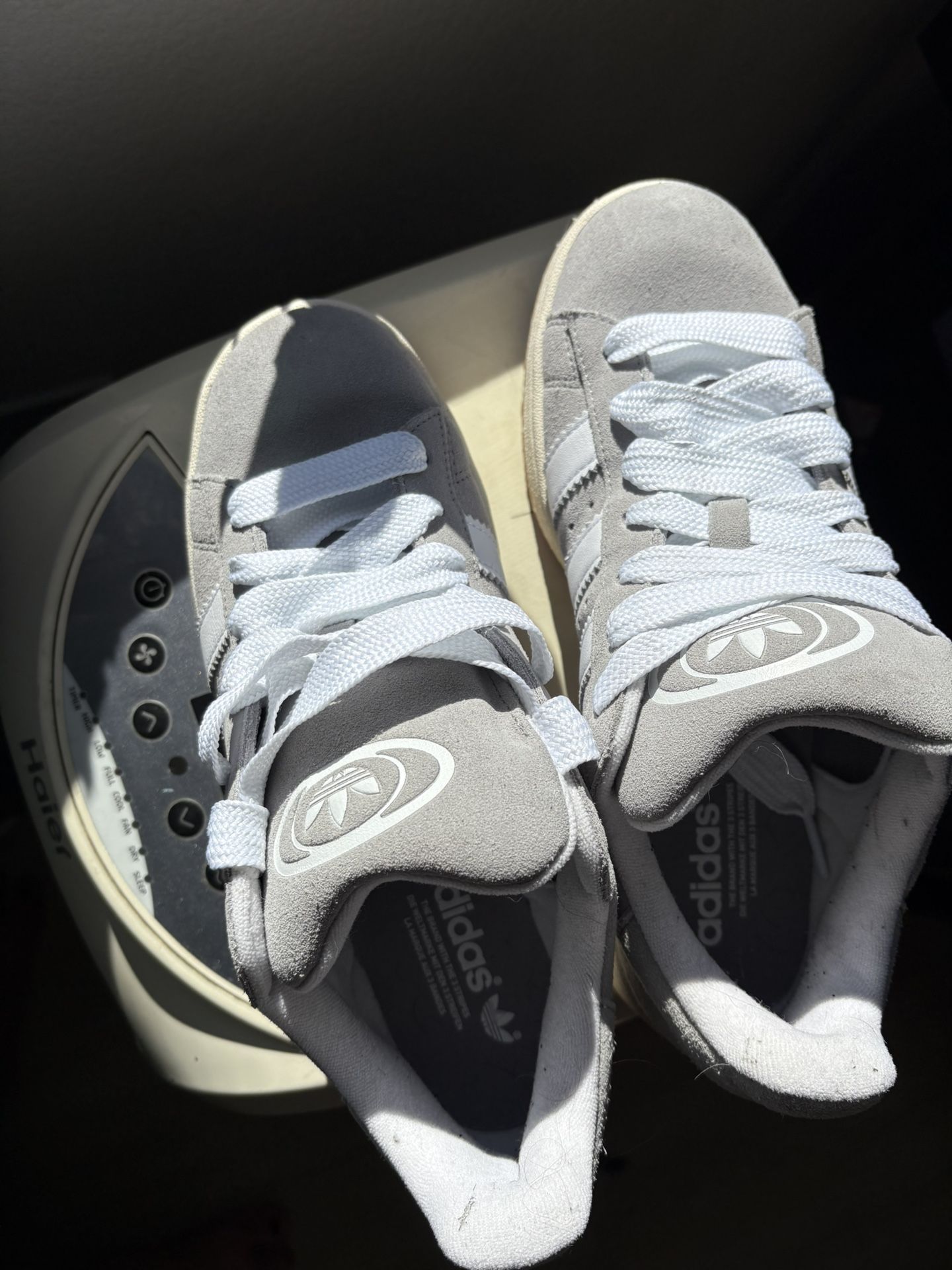Adidas Campus 00s