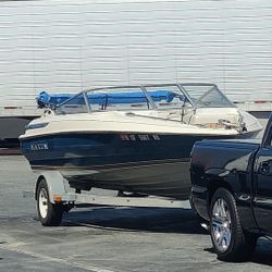 Boat 18' Maxum Bow Rider