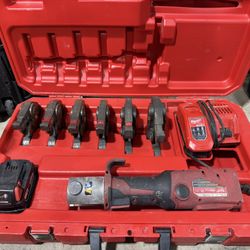Milwaukee M18 18-Volt Lithium-lon Brushless Cordless FORCE LOGIC Press Tool Kit with 1/2 in. - 2 in. Jaws Kit (6- Jaws Included)