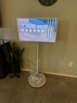 Brand New ✅ LG 27” Portable Screen 