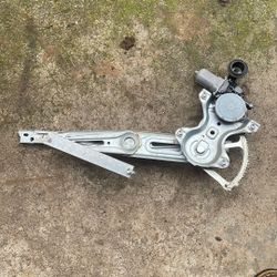 Toyota Prius Lh Glass Lifter