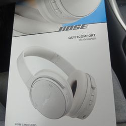 Bose Quietcomfort Headphones 