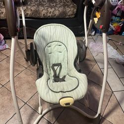 Graco Swing/bouncer 