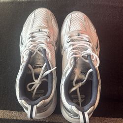 Brand new Avia women sneakers