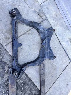 16-23 Nissan Maxima Crossmember Oem 
