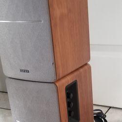 EDiFIER Bookshelf Powered Speakers 