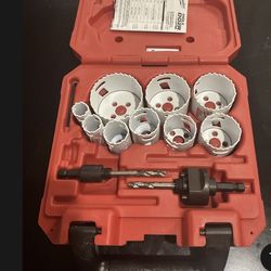 Milwaukee - metal hole saw set