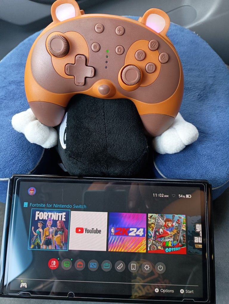 OLED Switch With Tom Nuke Controller